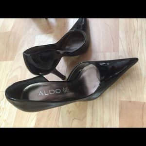 Black patent stiletto size 35